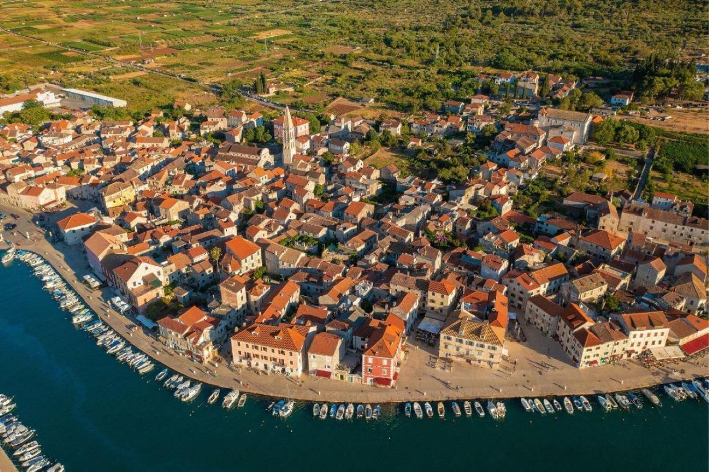 Lili Sunset Apartment Stari Grad  Bagian luar foto