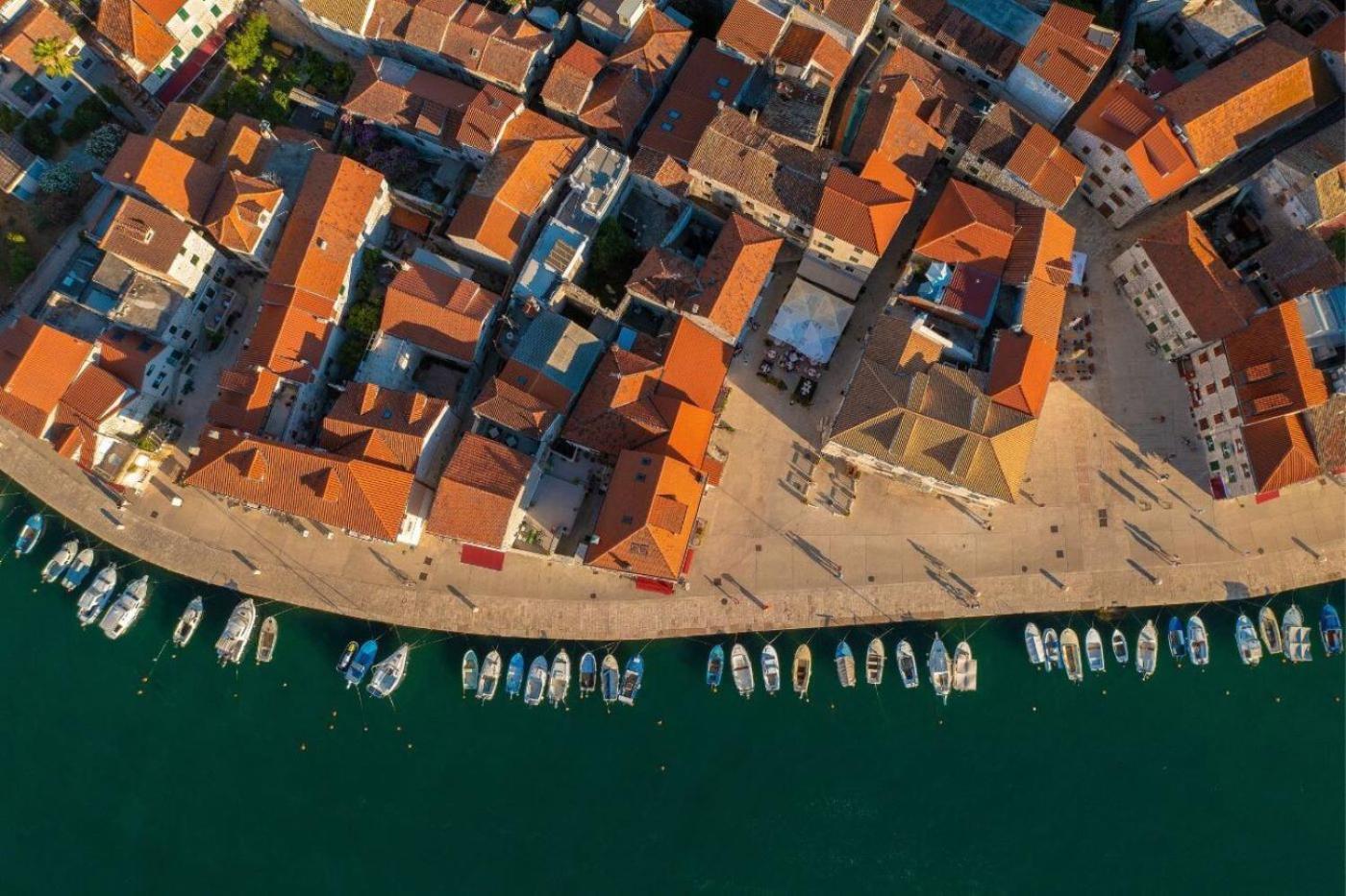 Lili Sunset Apartment Stari Grad  Bagian luar foto