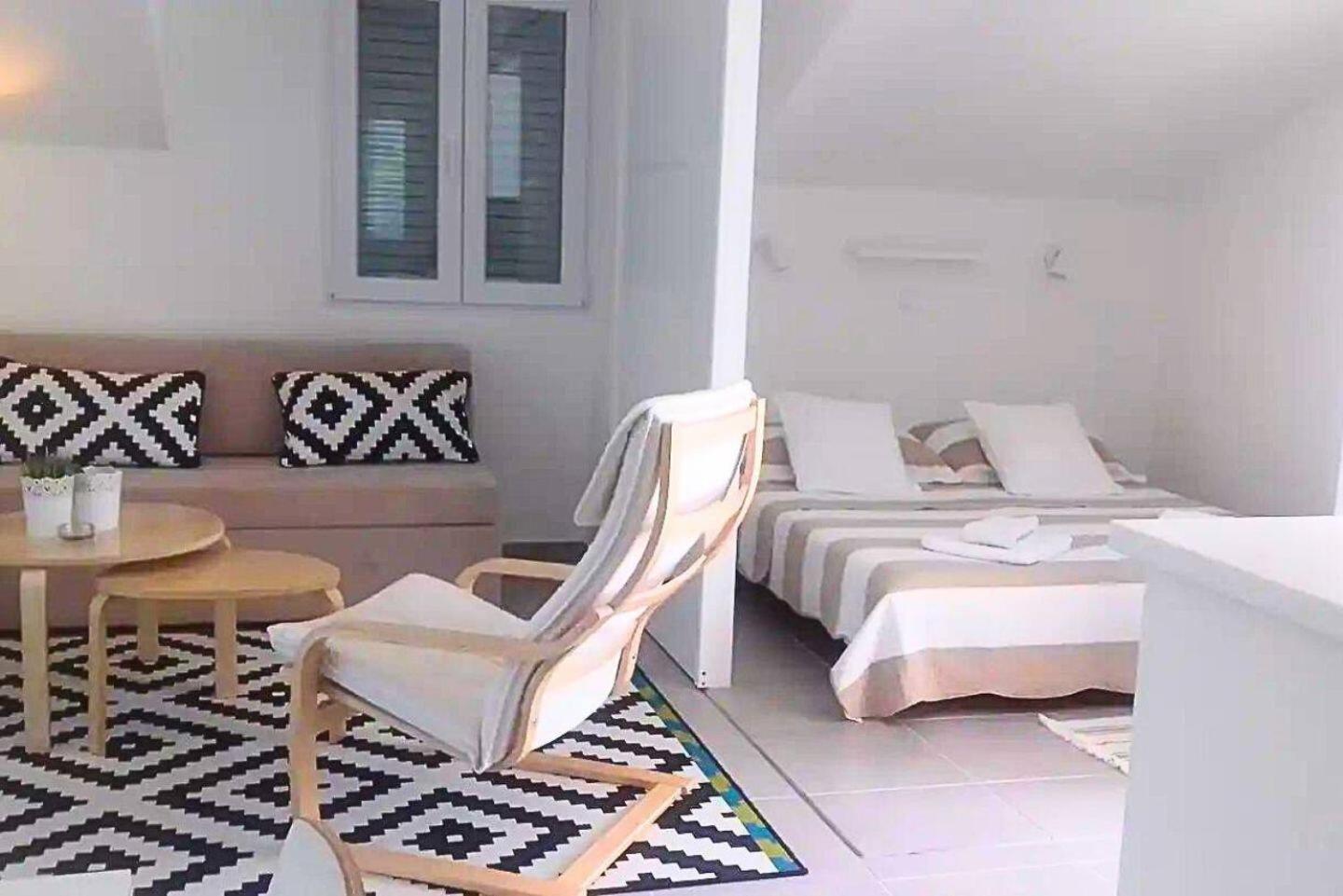 Lili Sunset Apartment Stari Grad  Bagian luar foto